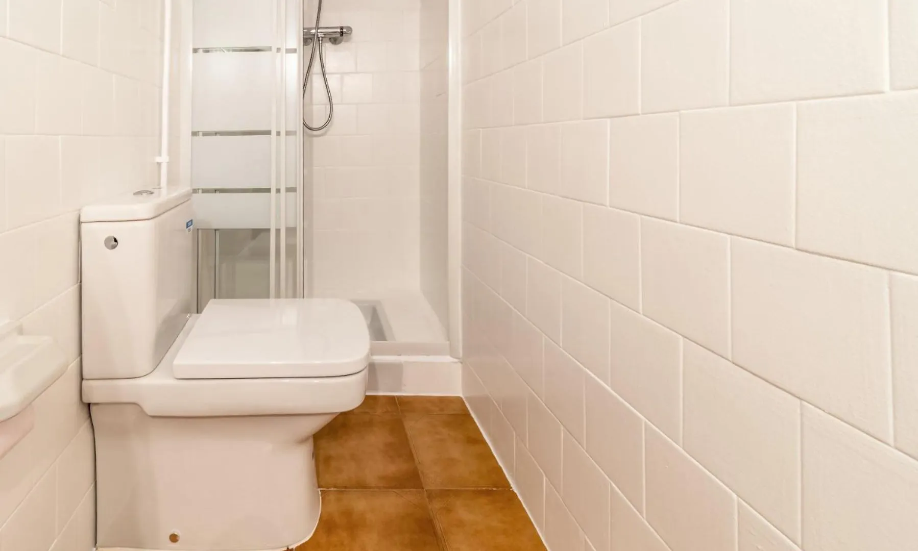 Grifeu 15 Apartamento Pequeno Con Patio Apartment